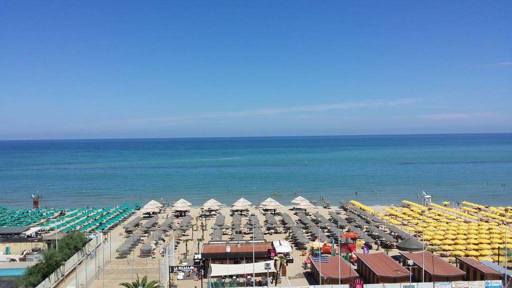 Hotel Mare Pesaro Kültér fotó